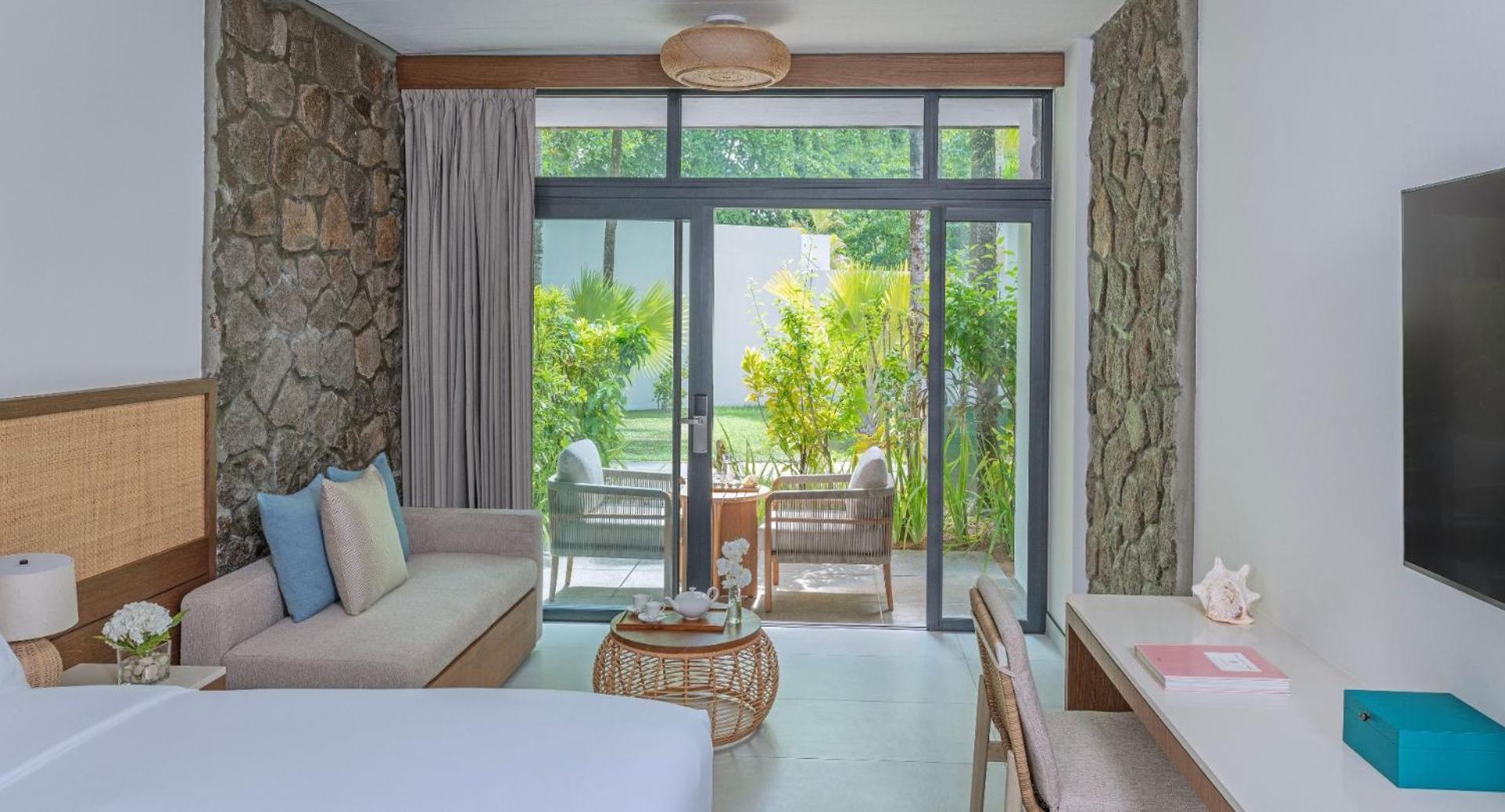 Avani Barbarons Seychelles Resort Grand Anse (Mahe) Exterior foto