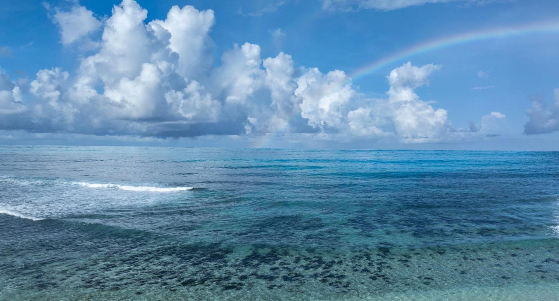 Avani Barbarons Seychelles Resort Grand Anse (Mahe) Exterior foto
