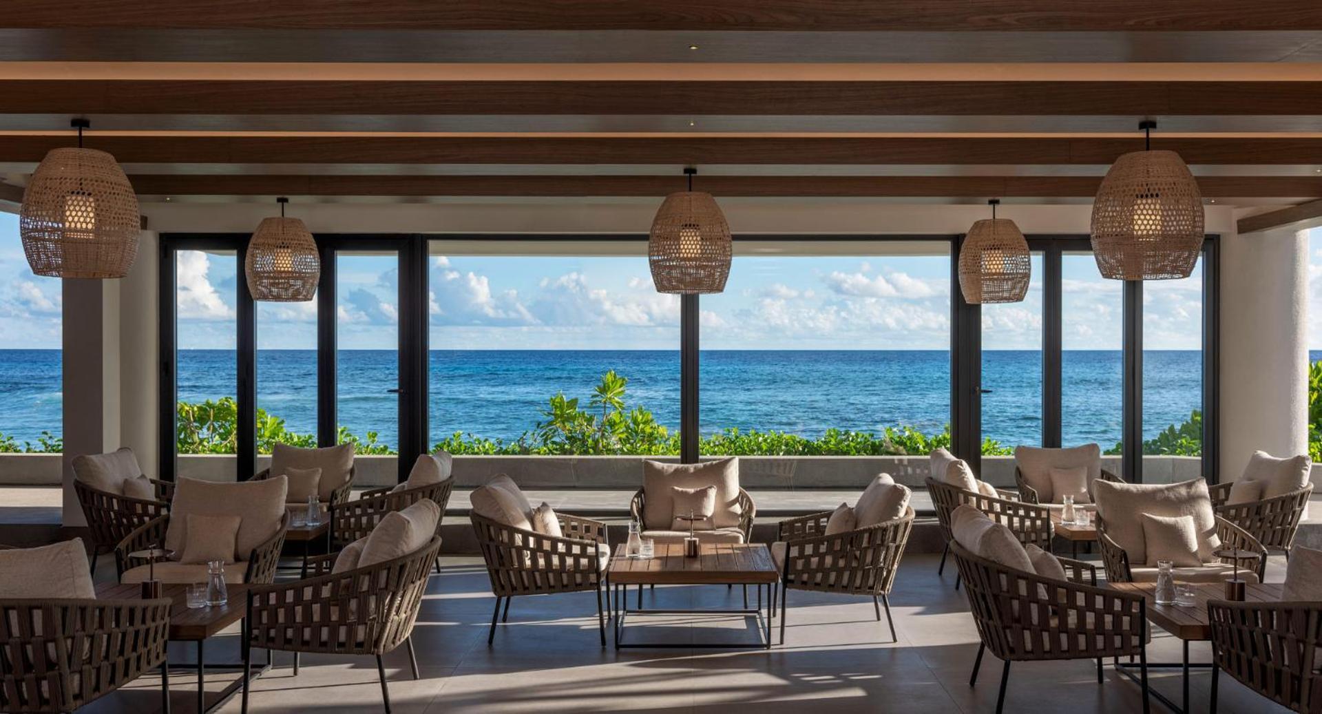 Avani Barbarons Seychelles Resort Grand Anse (Mahe) Exterior foto