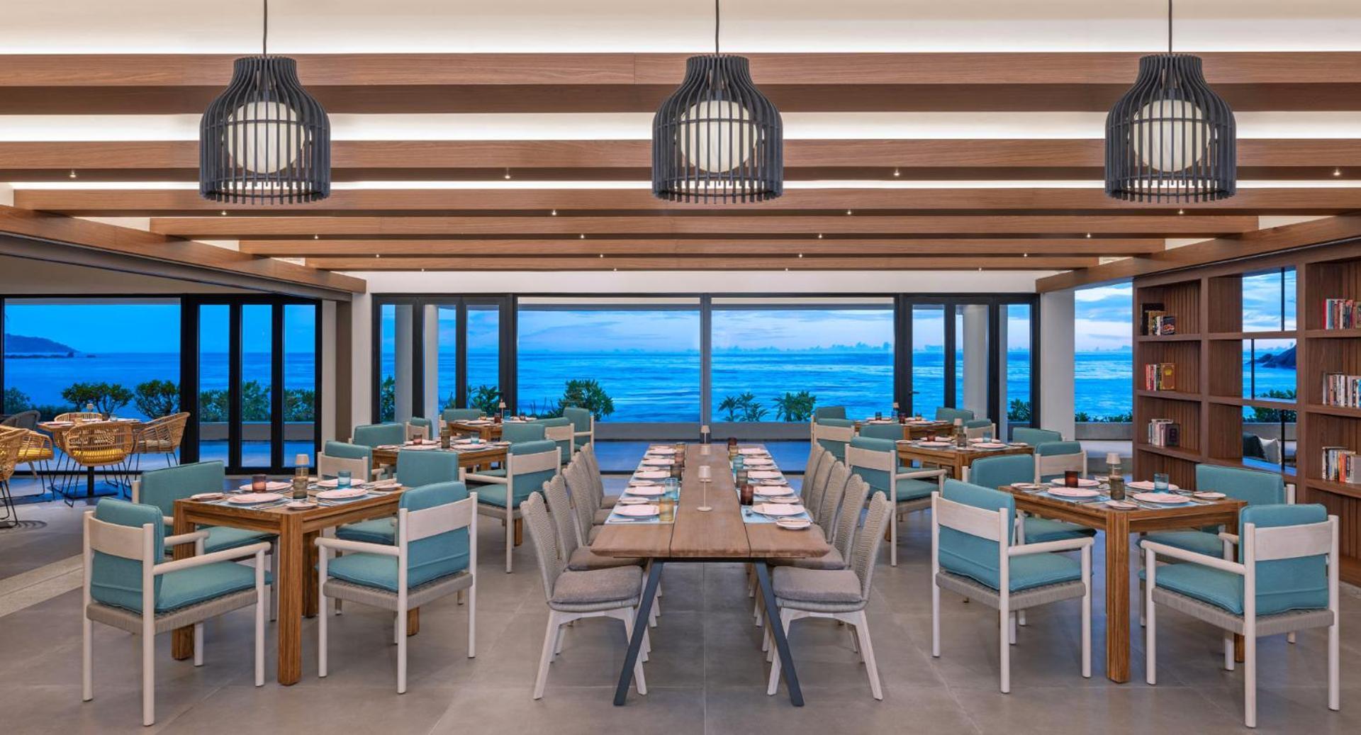 Avani Barbarons Seychelles Resort Grand Anse (Mahe) Exterior foto